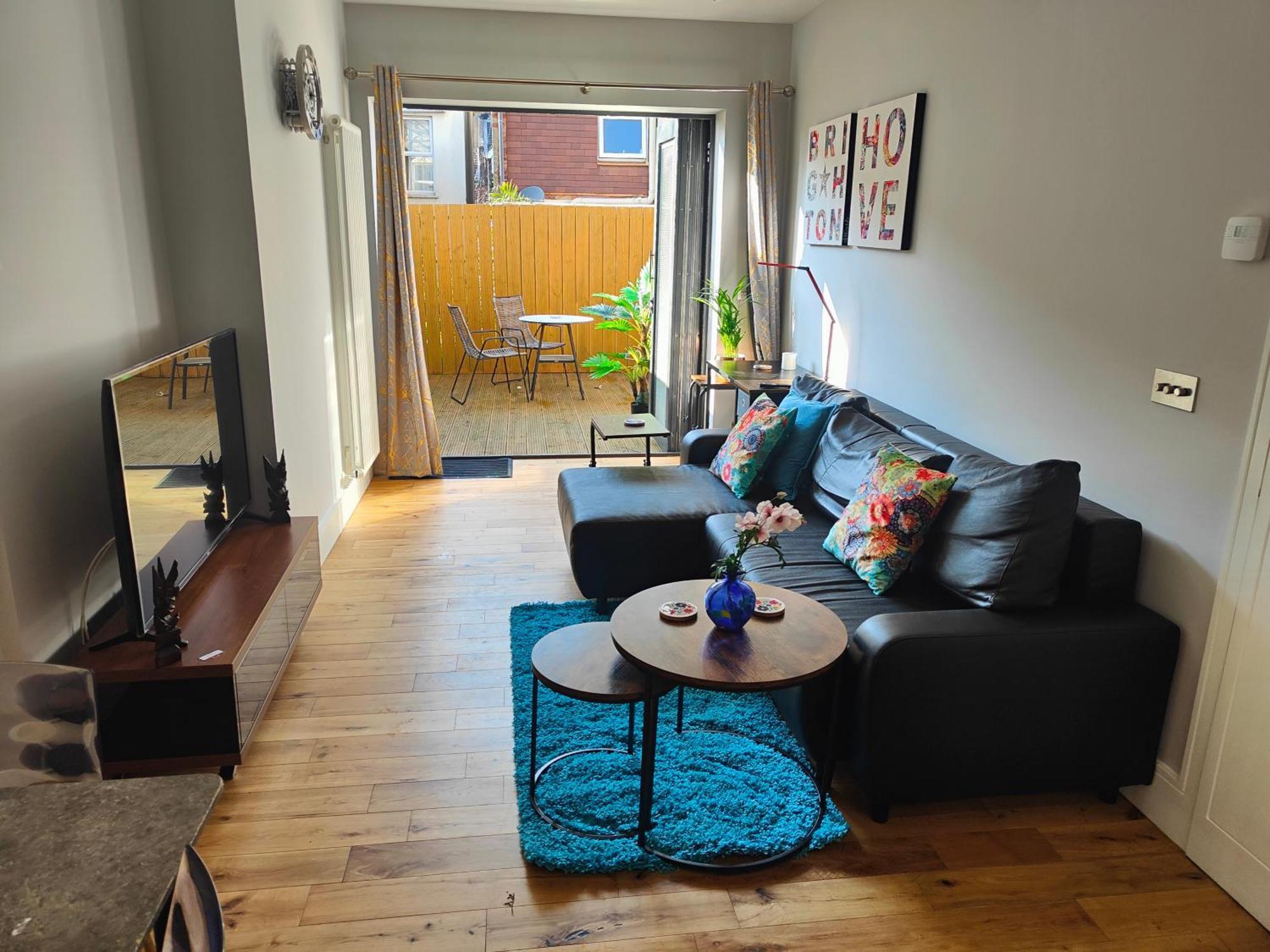 Modern Central Brighton Patio Flat - Free Parking! Экстерьер фото