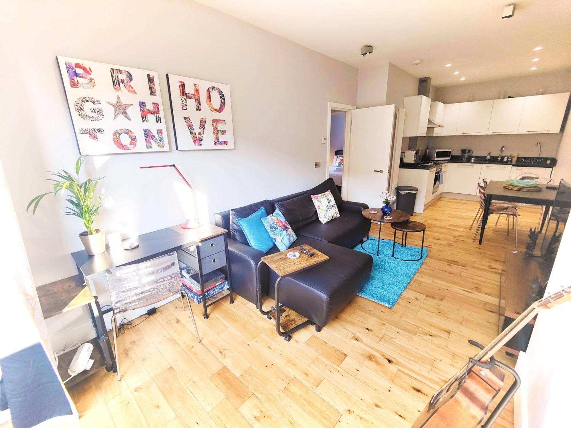 Modern Central Brighton Patio Flat - Free Parking! Экстерьер фото